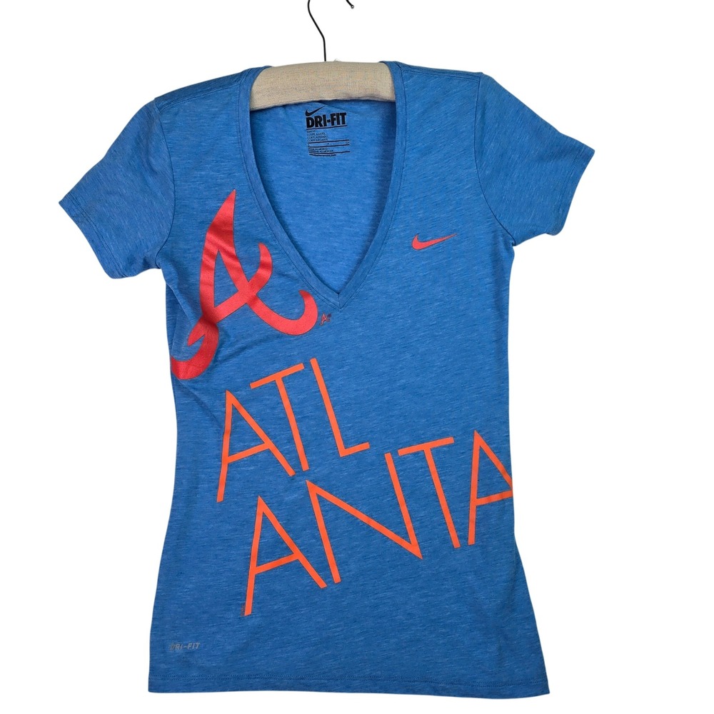 Nike Dri-FIT Atlanta Braves V-Neck Graphic T-Shirt Blue Womens Small Slim Fit